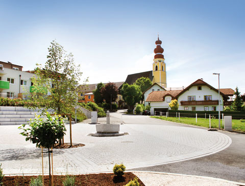 Irrsdorfer Dorfplatz